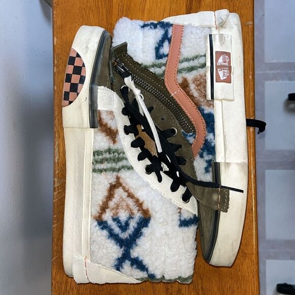 VANS SK8 HI REISSUE CAP MIXED TEXTILE ZIPPER FUR INDIAN WHITE SIZE 5/6.5 - Picture 1 of 11
